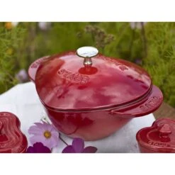 Staub Cocotte 20 Cm, Herz, Kirsch-Rot, Gusseisen -Demeyere Geschäft 000017301