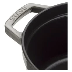 Staub Cocotte 34 Cm, Rund, Graphit-Grau, Gusseisen 9 Staub Cocotte 34 Cm, Rund, Graphit-Grau, Gusseisen -Demeyere Geschäft 40502 303 2
