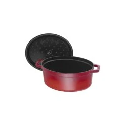 Alternative view of Staub Cocotte 31 Cm, Oval, Kirsch-Rot, Gusseisen