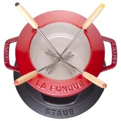 Staub Fondue Set 16 Cm, Kirsch-Rot 9 Staub Fondue Set 16 Cm, Kirsch-Rot -Demeyere Geschäft 40511 973 0 2