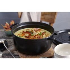Staub Cocotte 28 Cm, Rund, Schwarz, Gusseisen 11 Staub Cocotte 28 Cm, Rund, Schwarz, Gusseisen -Demeyere Geschäft 750033443