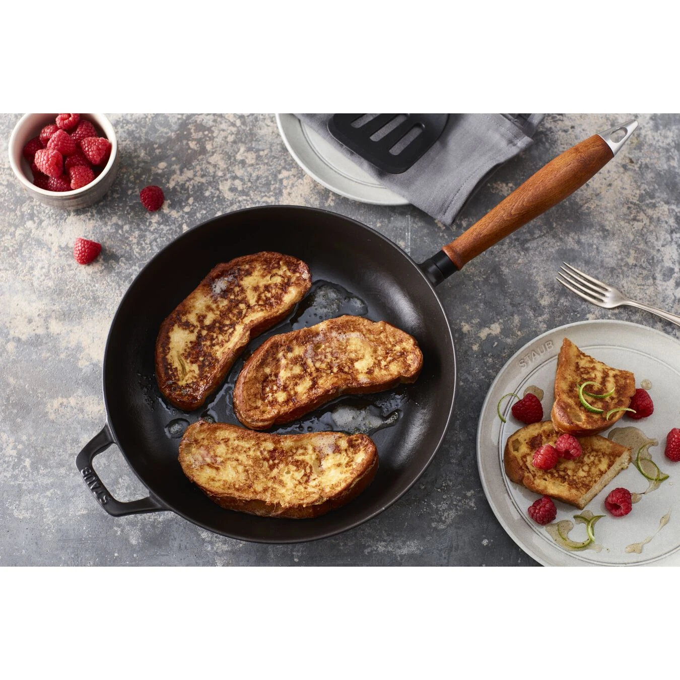 Staub Bratpfanne 24 Cm, Gusseisen, Schwarz 4 Staub Bratpfanne 24 Cm, Gusseisen, Schwarz – Bild 4