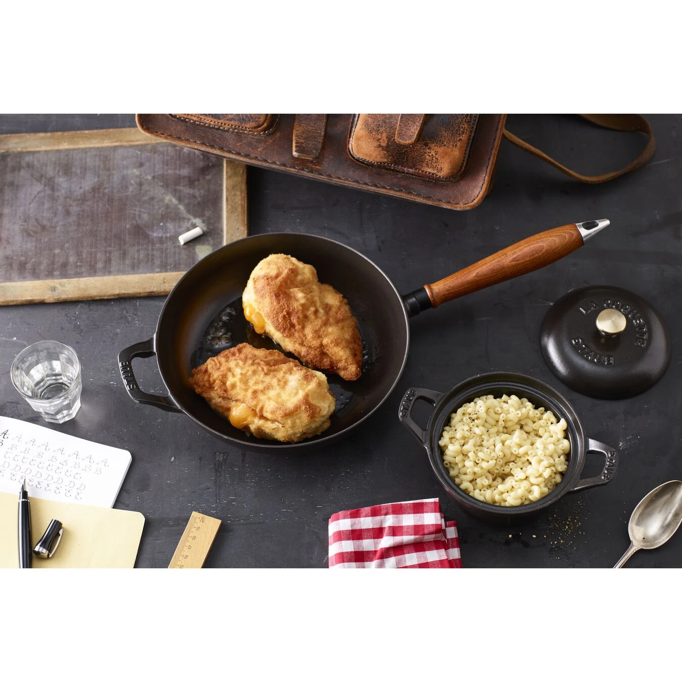 Staub Bratpfanne 24 Cm, Gusseisen, Schwarz 5 Staub Bratpfanne 24 Cm, Gusseisen, Schwarz – Bild 5